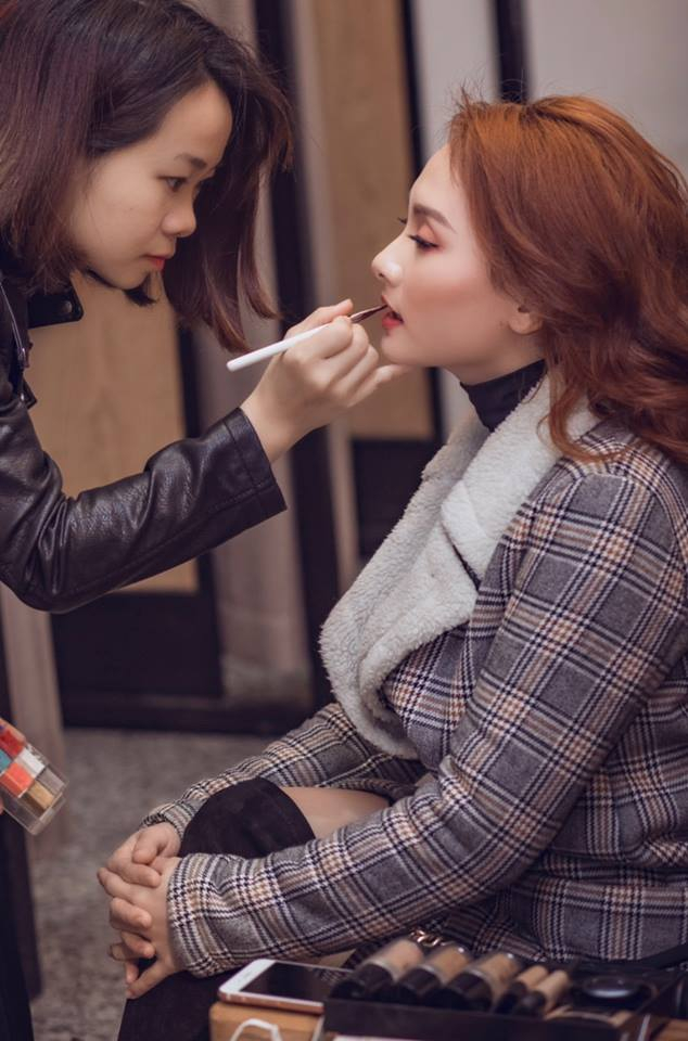 Makeup Artist Tran Quynh Hoa va dien vien Bao Thanh