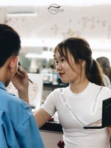 Bài học trang điểm cho nam giới - khoá học makeup chuyên nghiệp tại HoaTranMakeup Academy